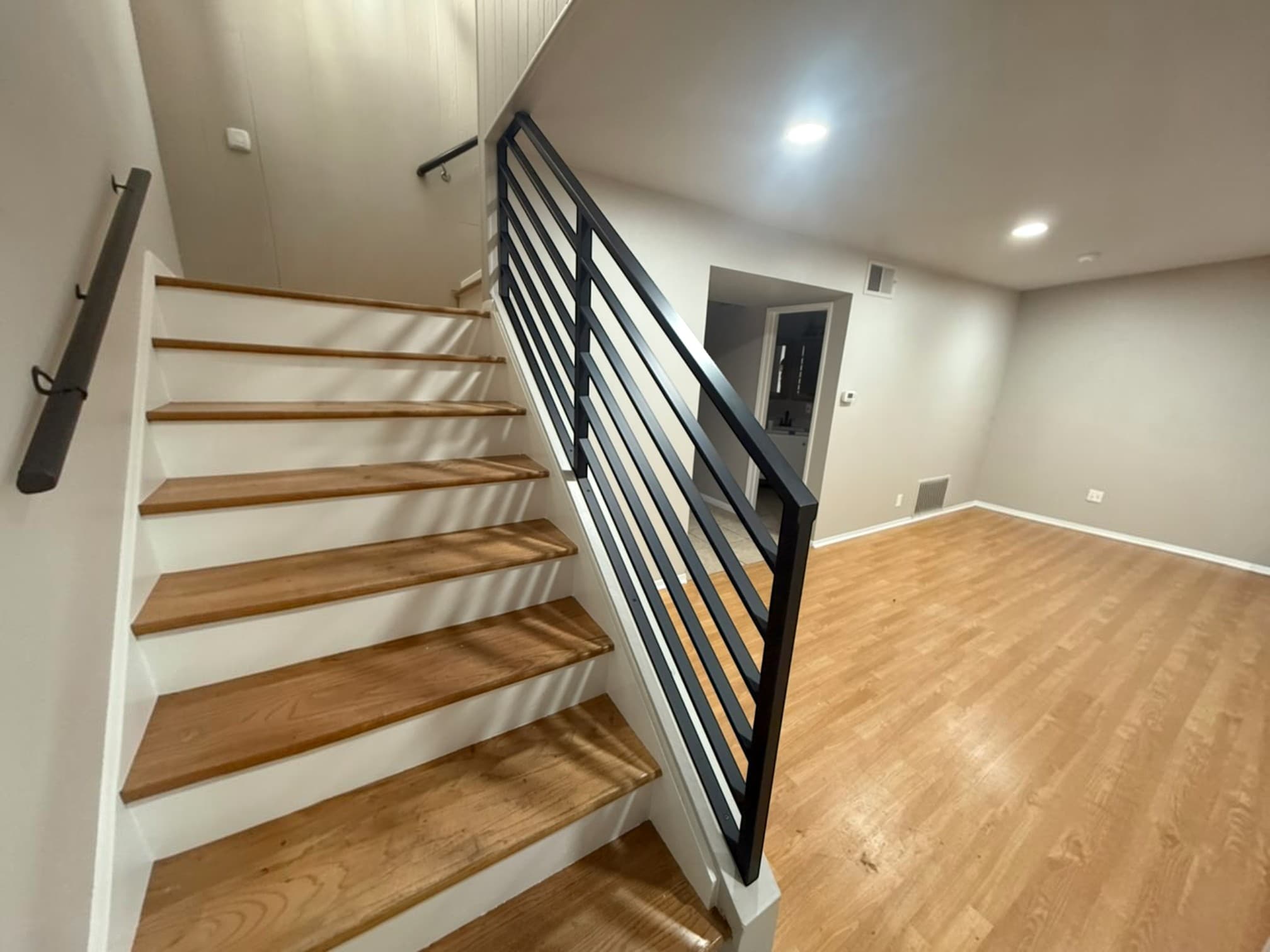 Modern Horizontal-Bar Steel Stair Railing