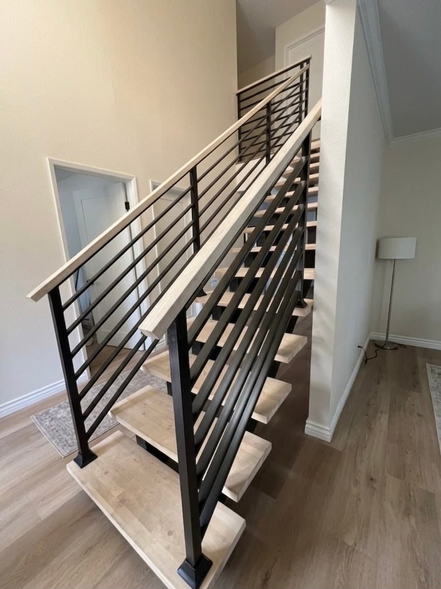 Modern-interior-steel-stair-railing